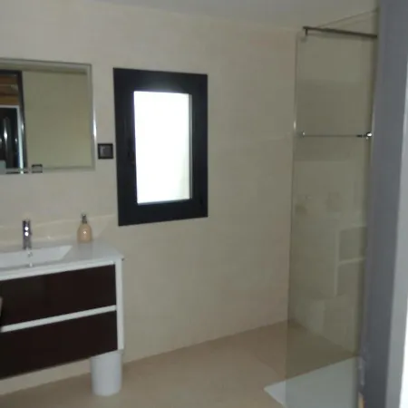 A Muralha Da Junqueira